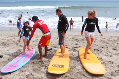 Family Star Winner - Odysseys Surf School, Bali